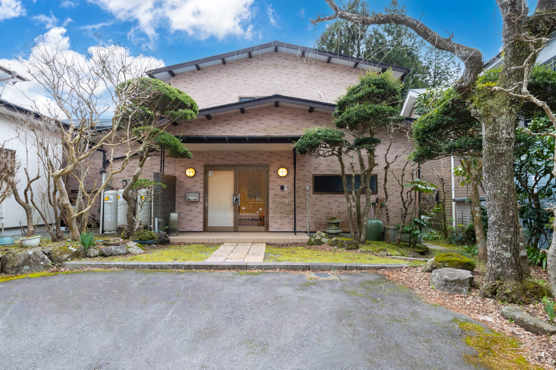 LINKAGE STAY HAKONE SENGOKUHARA – Check-in Guide - 合同会社むすび